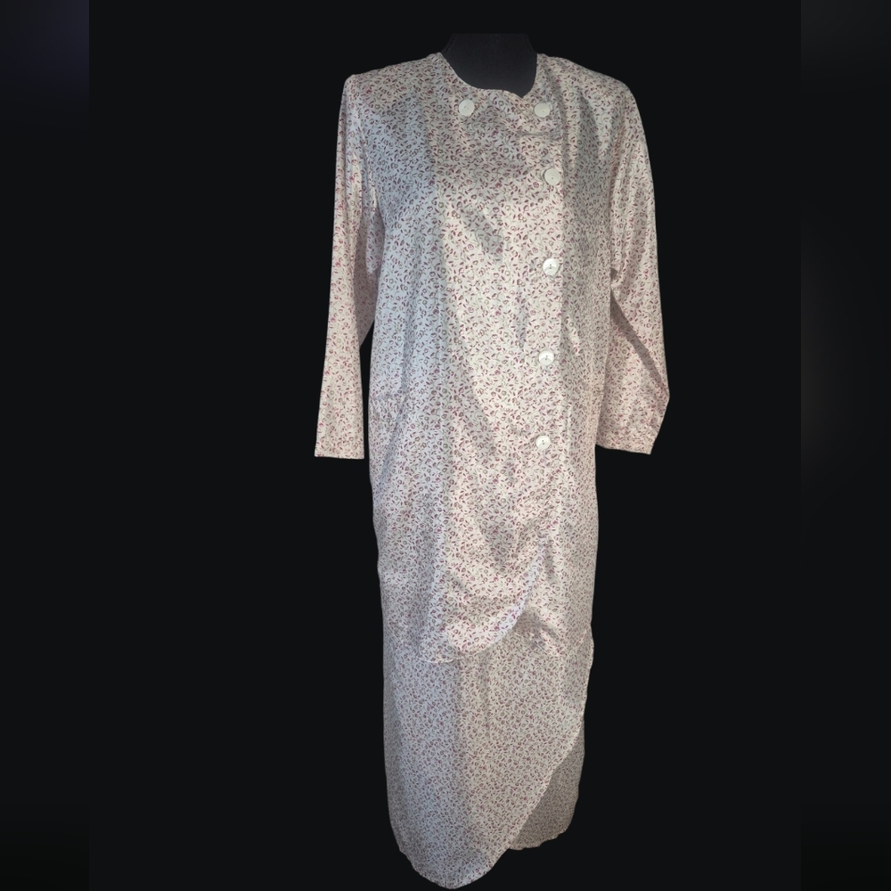 Vintage Burgundy/Sage Green Floral Vine Pattern Hand Printed Batik Baju Kurung L